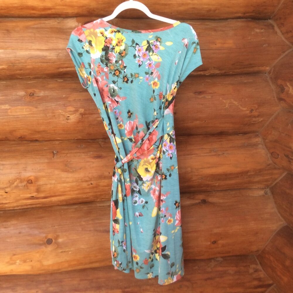 My Bump Floral Feminine Maternity Dress  Made in USA EUC Size Medium